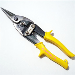 左右五金通讯设备 连接世界的坚实桥梁